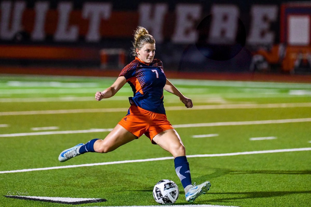 🤩Senior Spotlight: Kaitlyn Harless 

1 year on Varsity 
Defender

🏆 JV Bridgeland Girls Soccer Heart and Hustle Award 2022 and 2023, JV Bridgeland Girls Soccer Bear Award 2024, JV Bridgeland Girls Soccer Captain 2024

#BridgelandBest #UWS