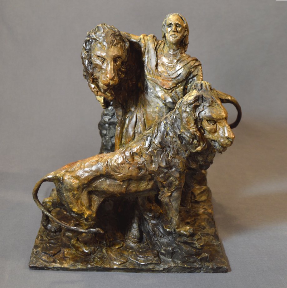 SculptorRett's tweet image. Details from my sculpture Daniel and the Den of Lions.
“My God sent his angel, and he shut the mouths of the lions. They have not hurt me…”
#sculpture #lions #oldtestament #bronze #artforsale