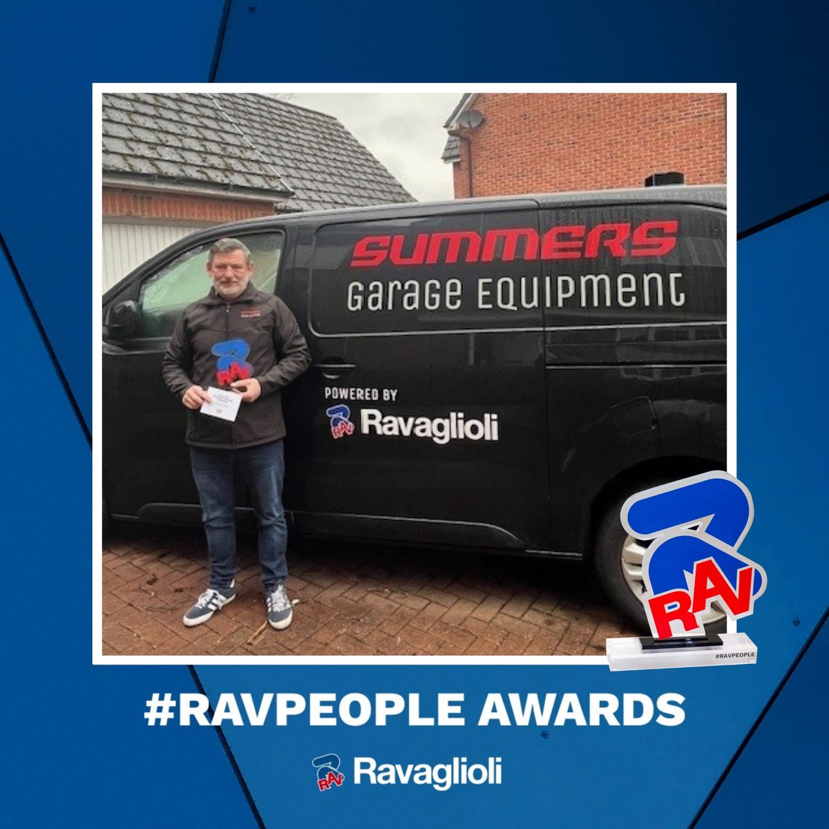 LtdPns's tweet image. 🏆 Also in February we have the new installation of the month!

This time we move to the UK to award the excellent 2-post lifts installation job done by Summers Garage Equipment at the Evans Halshaw Ford!

#Ravaglioli #RAVPeople #WorkshopEquipment