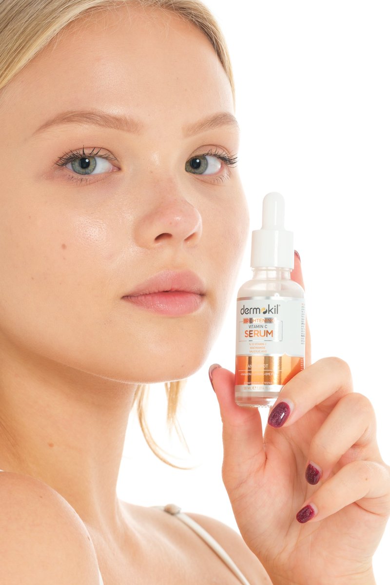 dermokil's tweet photo. Cilt renk tonunu eşitleyen, cildi nemlendiren ve cildi aydınlatan Dermokil C vitaminli serum ile ışıl ışıl cilt görünümü seninle🧡

#dermokil #kildengelengüzellik #serum https://t.co/qKhDIQexNA