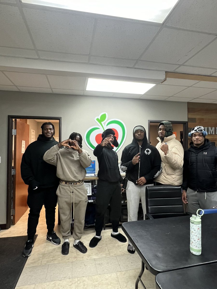 Xavier Filsaime🇭🇹 (@xef_19) on Twitter photo . @HungrySoulsatx needs you to help pack, deliver, or host a food drive. Go to hungrysouls.galaxydigital.com to sign-up now. <a href="/TexasOneFund/">Texas One Fund</a> . @HungrySoulsatx needs you to help pack, deliver, or host a food drive. Go to hungrysouls.galaxydigital.com to sign-up now. <a href="/TexasOneFund/">Texas One Fund</a>