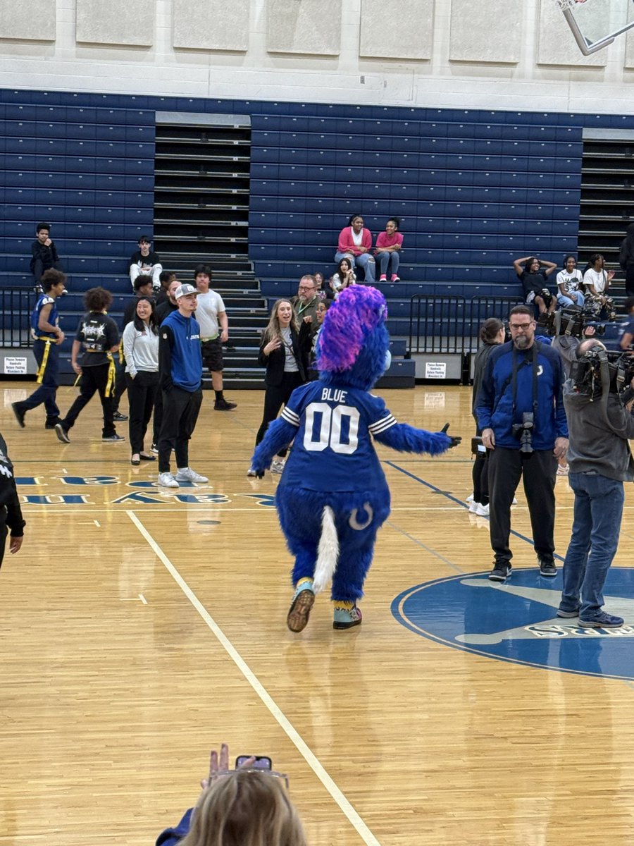 RPMS Athletics (@rpms_athletics) on Twitter photo It was a great day to be a Ranger! A big thank you to <a href="/NFL/">NFL</a> <a href="/Colts/">Indianapolis Colts</a> <a href="/ZiggySmalls_/">Zaire Franklin</a> for a fun filled day of flag football and shining a bright light on the good things happening <a href="/msdwarren/">MSD of Warren Township</a>.
<a href="/WarriorNation_1/">WCHS Athletic Dept</a> <a href="/RaymondParkIMS/">John Kleine</a> It was a great day to be a Ranger! A big thank you to <a href="/NFL/">NFL</a> <a href="/Colts/">Indianapolis Colts</a> <a href="/ZiggySmalls_/">Zaire Franklin</a> for a fun filled day of flag football and shining a bright light on the good things happening <a href="/msdwarren/">MSD of Warren Township</a>.
<a href="/WarriorNation_1/">WCHS Athletic Dept</a> <a href="/RaymondParkIMS/">John Kleine</a>