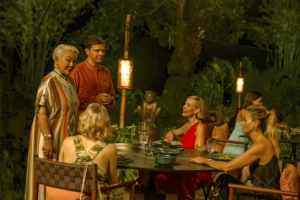 CreativeScreen's tweet image. #TheWhiteLotus has drifted from Hawaii to Italy to Thailand. What secrets does S3 hold? #MikeWhite @StreamOnMax 
tinyurl.com/28ur6czw