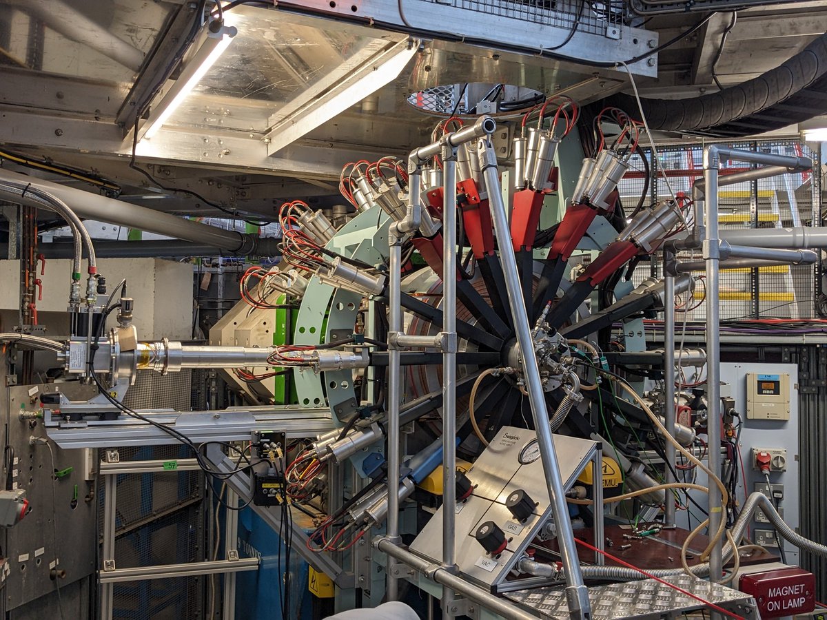 James Steele (@jamessteelenano) on Twitter photo Our latest experiment was the cat's μ!
We just wrapped up in-/ex-situ μ-SR on EMU <a href="/isisneutronmuon/">ISIS Neutron and Muon Source</a> ! We're looking into sodium dynamics in the phases which form when NaNiO2 is electrochemically cycled, and could even measure whilst dis/charging thanks to the BAM cell! Our latest experiment was the cat's μ!
We just wrapped up in-/ex-situ μ-SR on EMU <a href="/isisneutronmuon/">ISIS Neutron and Muon Source</a> ! We're looking into sodium dynamics in the phases which form when NaNiO2 is electrochemically cycled, and could even measure whilst dis/charging thanks to the BAM cell!