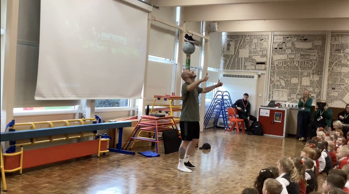 PE at Broadbent Fold Primary School tweet media