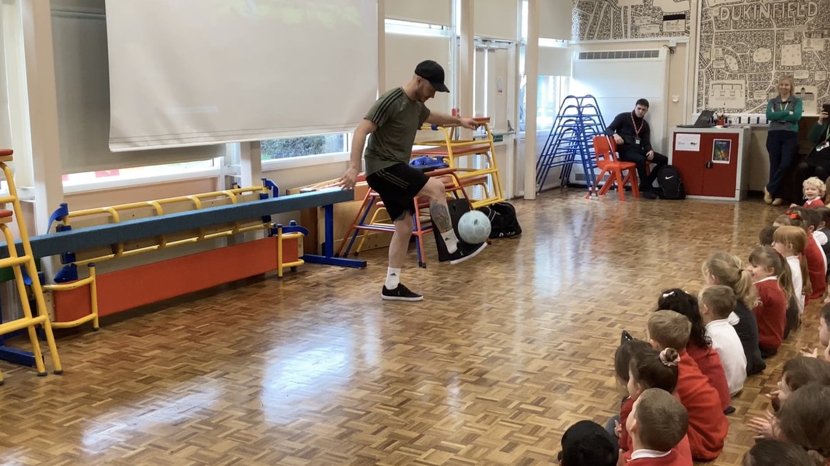 PE at Broadbent Fold Primary School (@broadbentfoldpe) on Twitter photo We loved our visit from <a href="/AshFreestyle/">Ash Randall</a> today who showed us lots of his fantastic tricks. He has 25 world records for his freestyle football skills and also an award for having over 100,000 subscribers on YouTube. We couldn’t wait to try his tricks ourselves at break! <a href="/tamesidessp/">Tameside SSP</a> We loved our visit from <a href="/AshFreestyle/">Ash Randall</a> today who showed us lots of his fantastic tricks. He has 25 world records for his freestyle football skills and also an award for having over 100,000 subscribers on YouTube. We couldn’t wait to try his tricks ourselves at break! <a href="/tamesidessp/">Tameside SSP</a>