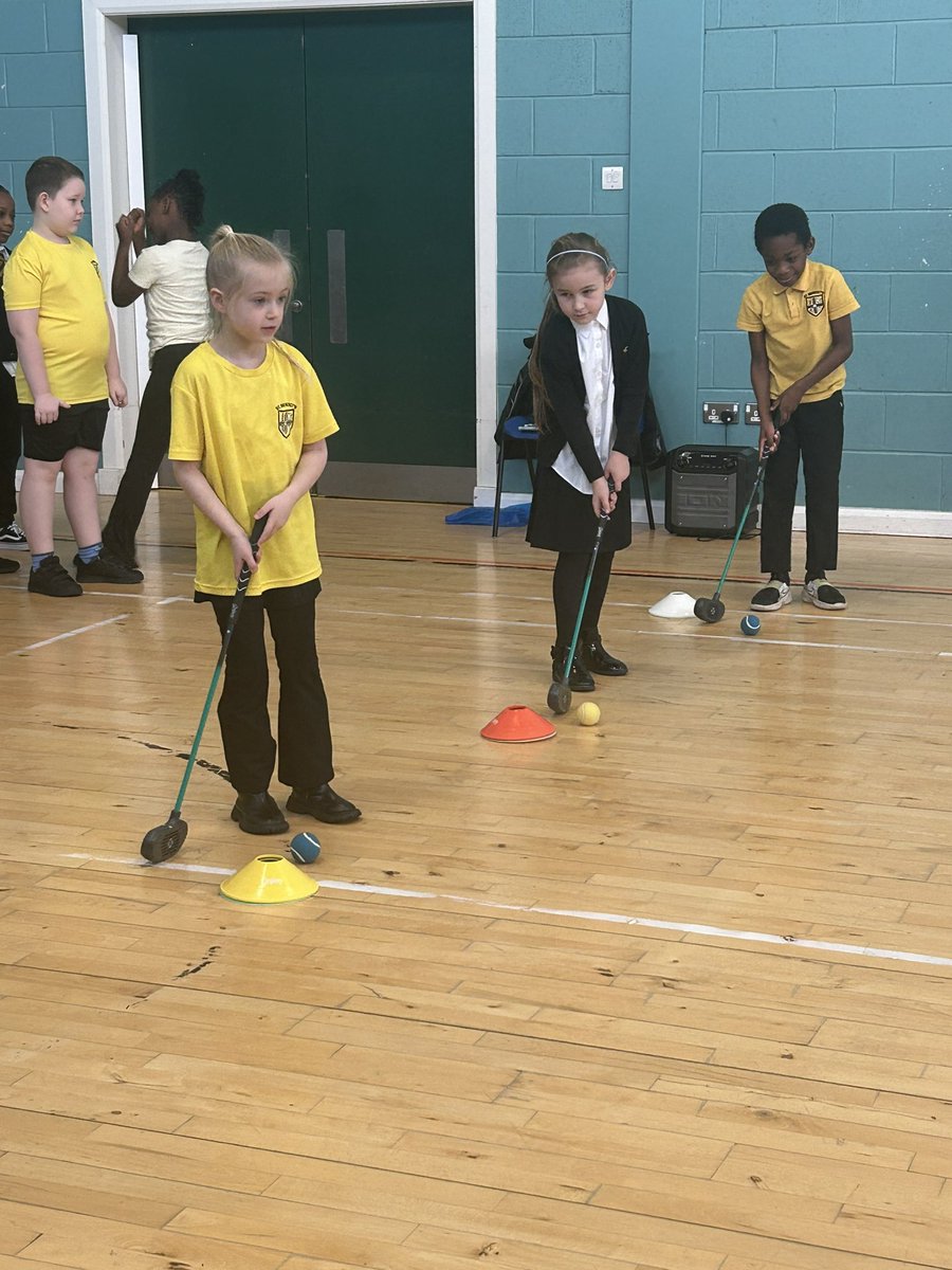 Julie (@asglochendchs) on Twitter photo Golf fun <a href="/StBenedictsPS/">St Benedict's Primary</a> with rob from <a href="/Golfitglasgow/">Golfit!</a> learning new skills! β³οΈποΈββοΈ <a href="/PEPASSGlasgow/">PEPASS Glasgow</a> Golf fun <a href="/StBenedictsPS/">St Benedict's Primary</a> with rob from <a href="/Golfitglasgow/">Golfit!</a> learning new skills! β³οΈποΈββοΈ <a href="/PEPASSGlasgow/">PEPASS Glasgow</a>