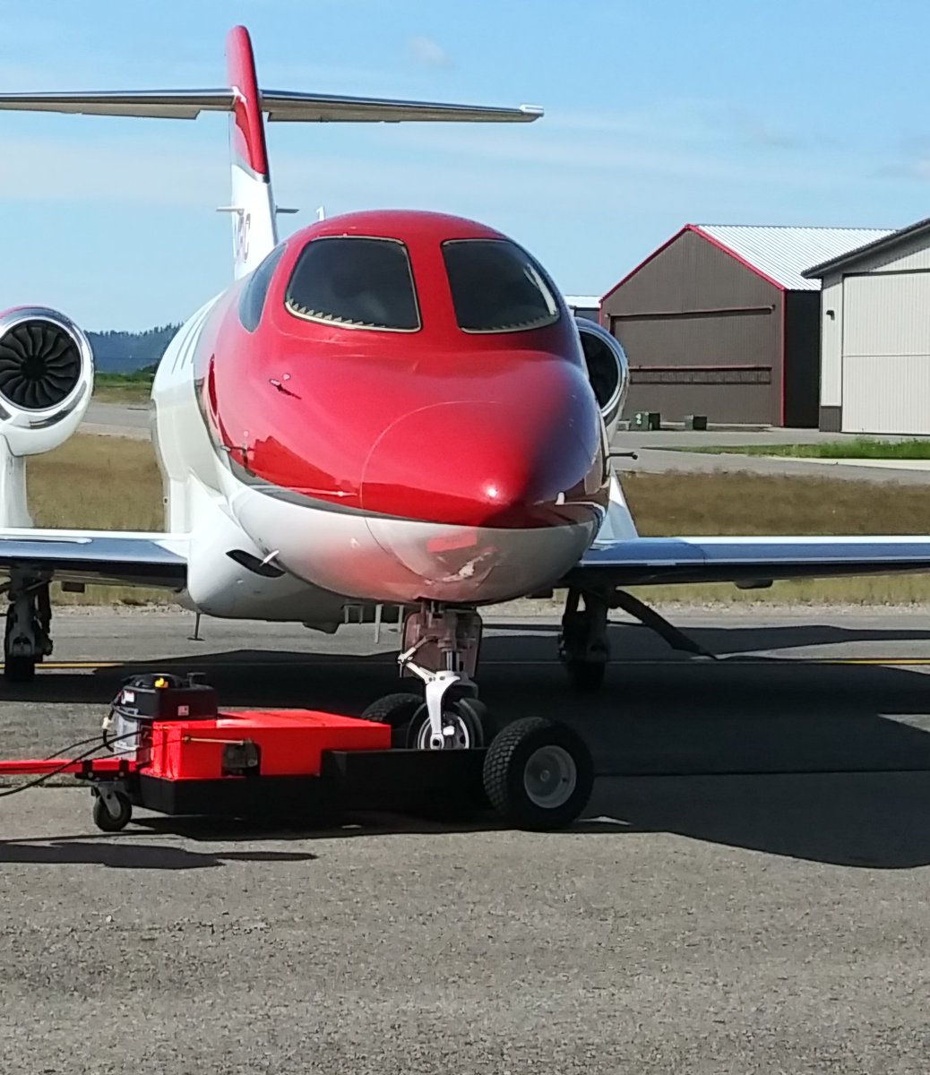 PowerTow_NW's tweet photo. 🚨PILOTS AND FBO'S🚨 are you, or is someone you know looking for an aircraft tug? We have machines in stock and ready to ship!
NO LEAD TIMES ON MOST UNITS! From light sports to business jets and even some helicopters, with PowerTow, we've got the perfect machine for your aircraft https://t.co/7cEyMnVd2V