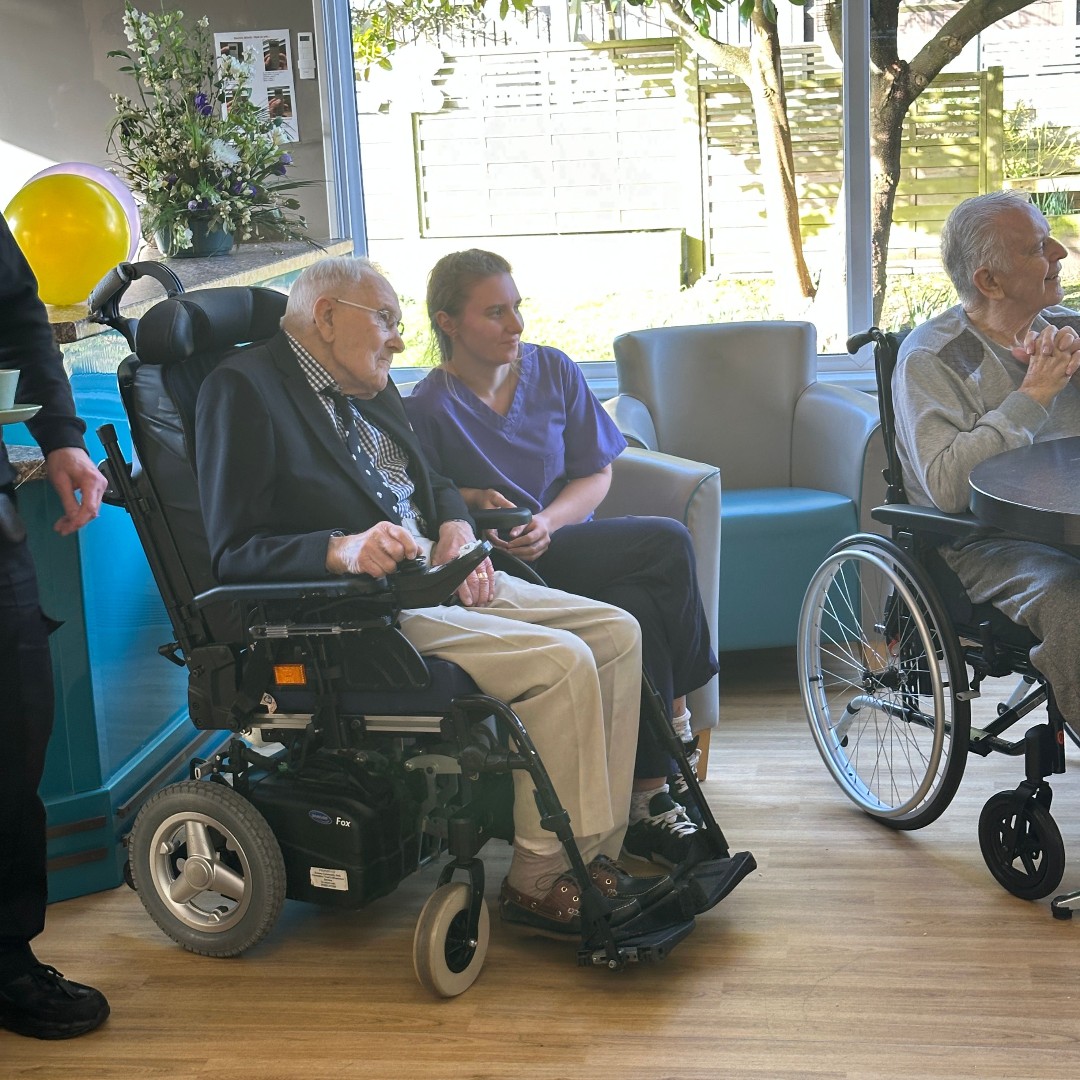 🎉 Yesterday, we celebrated WWII veteran Ron Parker’s 102nd birthday! 🎂🇬🇧  

Please join us in wishing Ron many happy returns!   

🎥 Watch Ron's Celebration: bit.ly/RonVideo

#Veterans #102YearsYoung #CareForVeterans