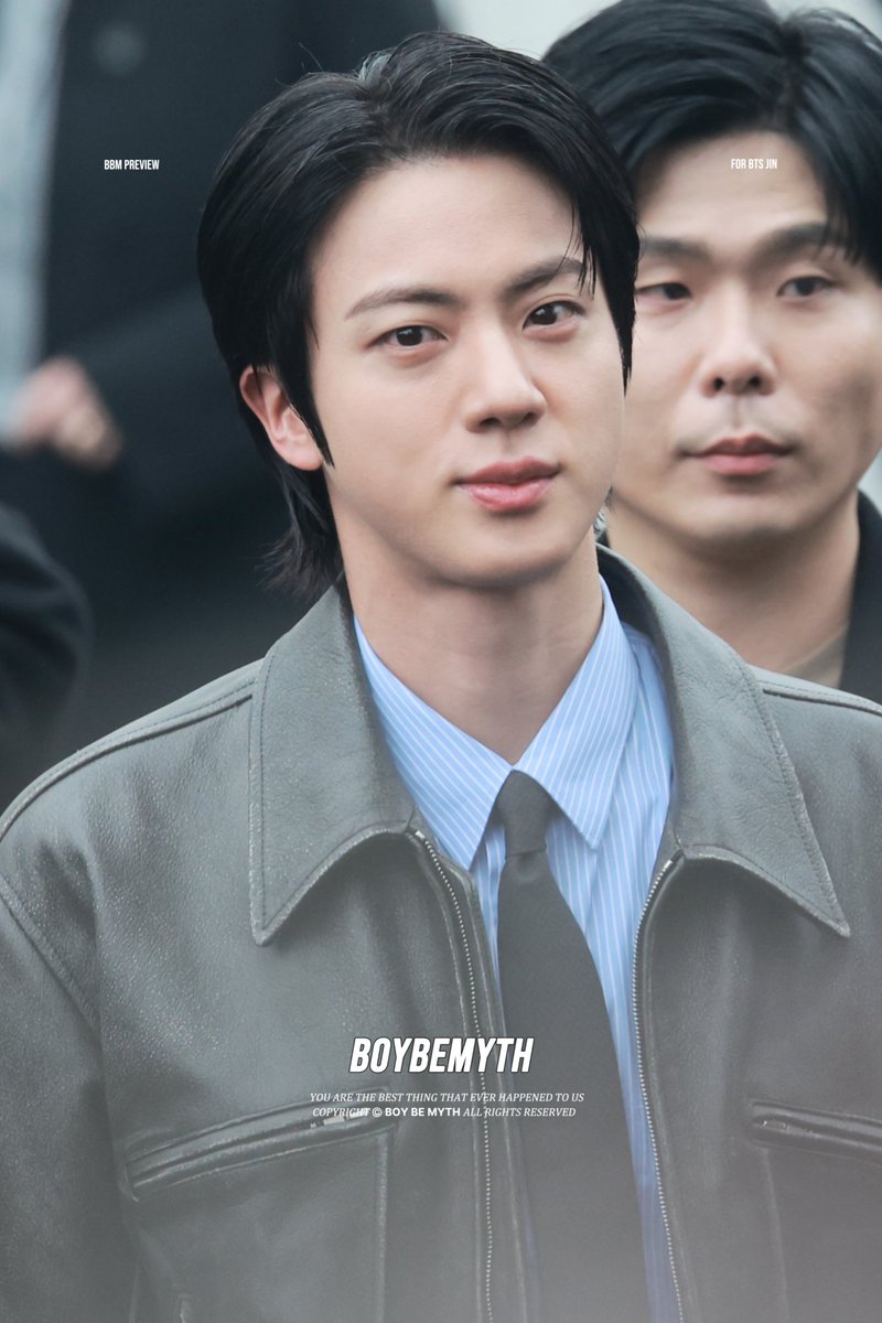 Geopurplewave's tweet photo. ჯინი გუჩის ივენთიდან.

#jin #bts #bangtan https://t.co/awHWz0AY1H