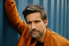 merlinpapin3's tweet photo. .@FredOL69007 On souhaite un Bon Anniversaire à #TomBeck qui a 57 ans on peut le voir dans
Einstein
Miss Doolitle
Alerte Cobra
You are Wanted
Coup de foudre par SMS https://t.co/a6FS7Mg3VL