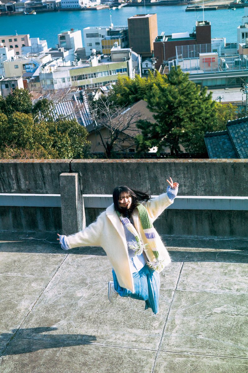 櫻坂46森田ひかる、『マガジン』表紙＆巻頭に登場❗

📸“冬の美少女”グラビア…多彩な装いを披露
oricon.co.jp/news/2370943/f…

#週刊少年マガジン #森田ひかる