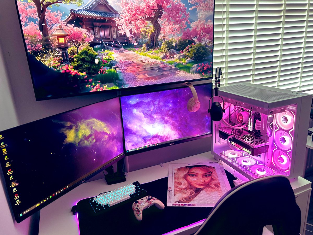 PoisonXVY (Becca) tweet media