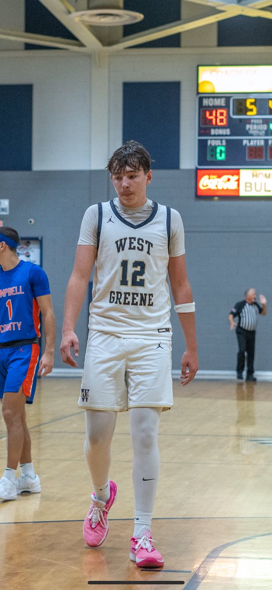 Our player of the week is Ayden Lamons!

Last week the junior averaged 13 points, 11 rebounds, 2 assists, 2 steals, and 1 block per game in helping lead the Buffs to 2 wins in the district tournament.

Congrats Ayden!
#GoBuffs