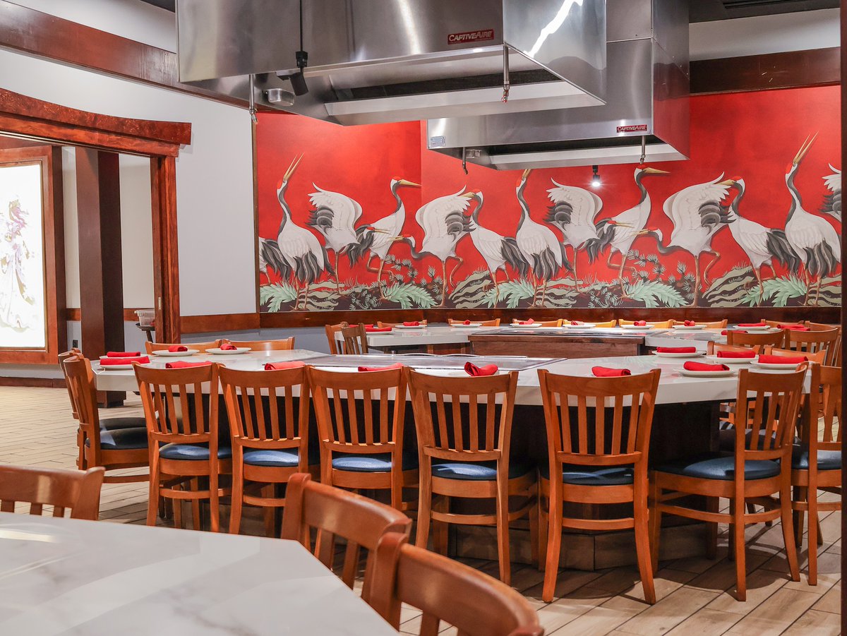 Fresh look, same great experience! 🔥

#KankiRestaurant's #DurhamNC location just got a major glow-up with new tables, chairs, patio updates, murals, and more! 💯 Check the upgrades for yourself, and book a hibachi night with your friends &amp; family. 

#tabletopmediagroup