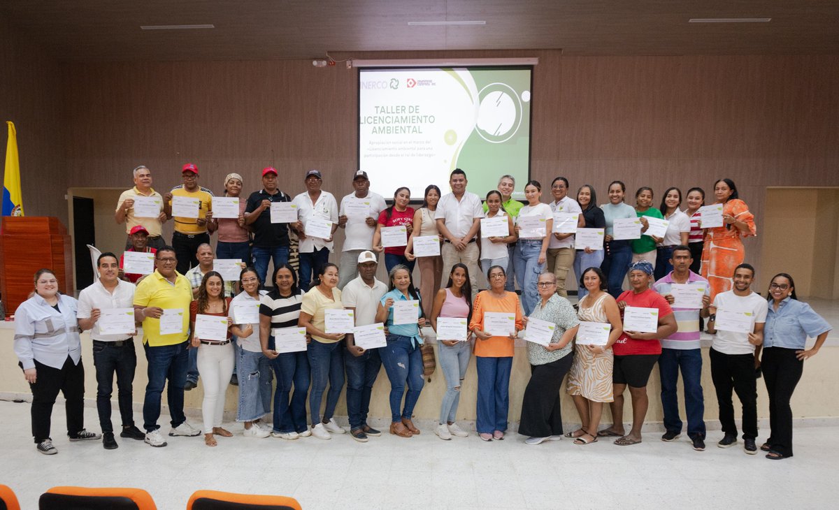 AmChamCol's tweet image. ¡@DrummondLtdCo sigue comprometido con las comunidades! 
📚 Con el taller “Apropiación social en el Licenciamiento Ambiental”, contribuyen al fortalecimiento de la participación ciudadana y la construcción de un futuro sostenible. 
Más información: acortar.link/KgXpvp
#AmCham
