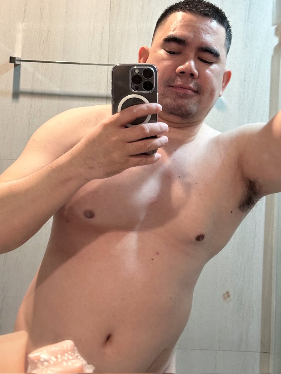 หนาวนี้กอดใคร หนาวไหมกอดกัน 😜