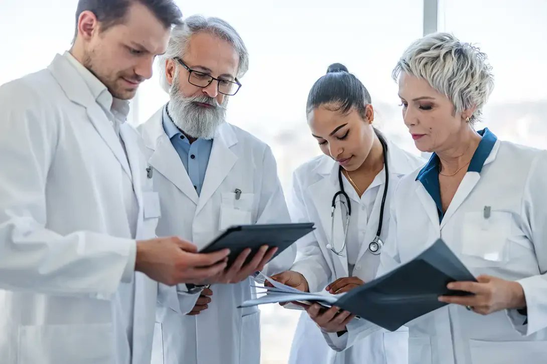 espriu_f's tweet photo. Las cooperativas de salud ofrecen un modelo sostenible y equitativo de atención sanitaria, basado en la solidaridad y la participación.
En #Compartir analizamos varios ejemplos que demuestran su impacto global.
#healthcoops #IYC2025
https://t.co/jysbMXaVVQ https://t.co/HBLgUflh13