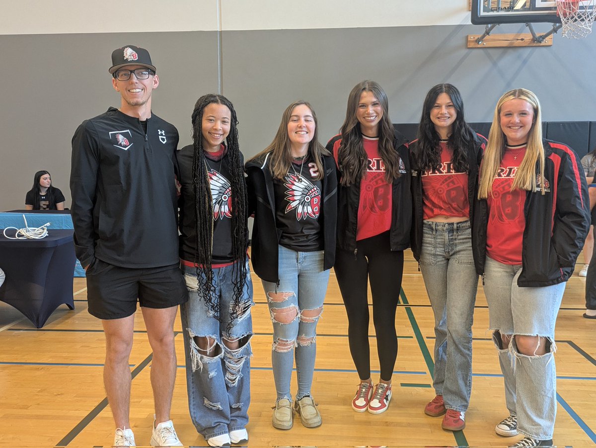 CFreemanJAX's tweet photo. From @bmsh_athletics: Blake King, Leighley Cooper, Charlotte Minnon, Kendall North, Raven Watson and Kylee Walker are representing baseball, flag football and softball. https://t.co/AhdYYsauyY