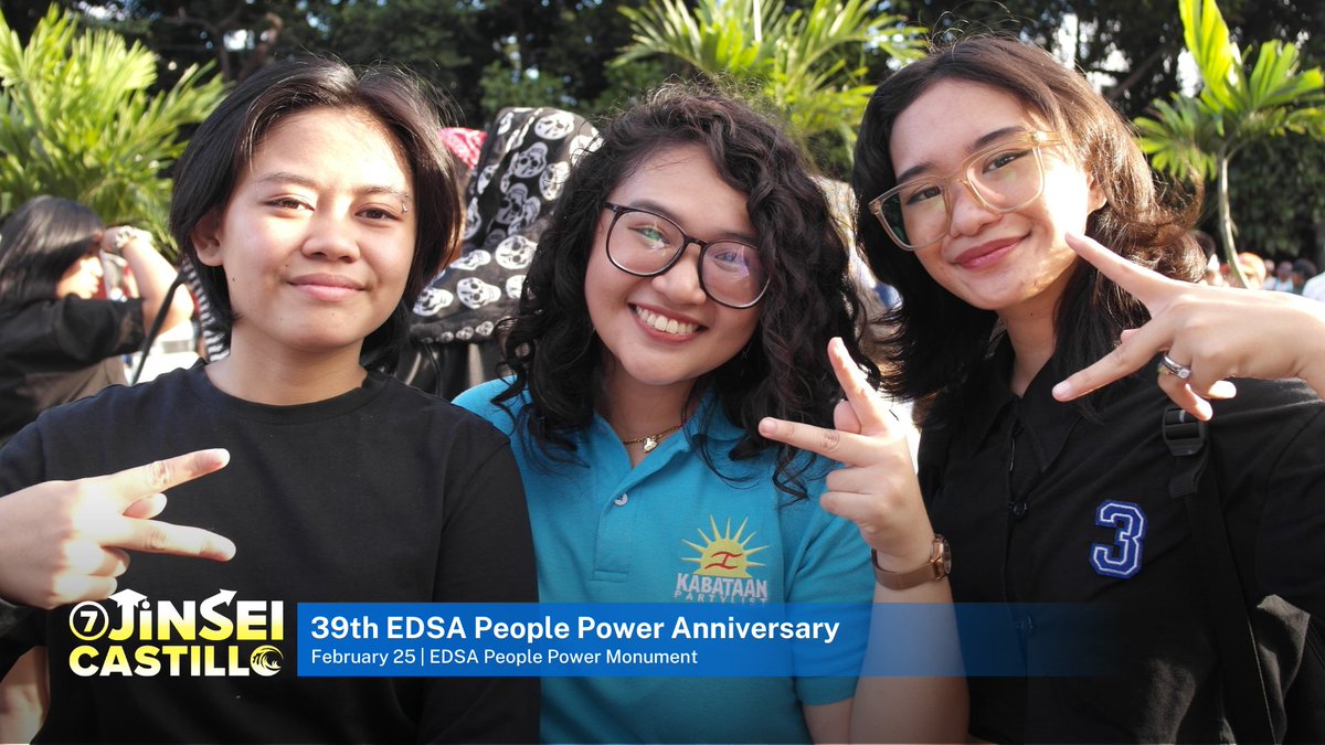 Para sa Las Piñas at mahal kong Pilipinas, tumitindig ako laban sa kadiliman at kasamaan #EDSA39

Hindi man ako buhay noong Marcos dictatorship pero bilang kabataan, it's important to learn from People Power to know that we should take part in fighting for justice and democracy!