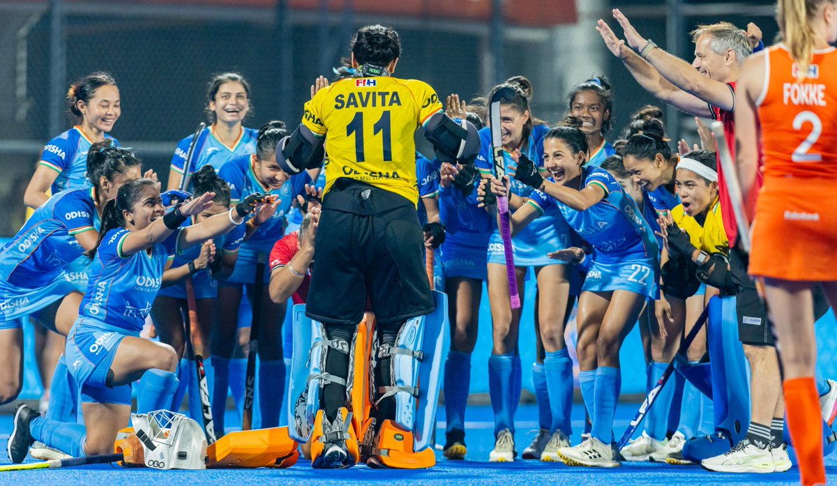 NavinMittal06's tweet photo. Pictures of the Day 🇮🇳🙌🏻🫡 

👉🏻Most beautiful 😍 pictures of Today on Internet.

#FIHProLeague #SavitaPunia
#INDNED https://t.co/Iw0bnT8CiS