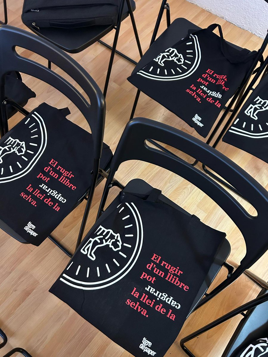 Avui a l'Espai Crisi <a href="/crisicoop/">crisi | espai de pensament crític</a>  hem presentat les novetats d'aquesta primavera!📚

Algunes que ja han sortit i d'altres que arribaran i explicarem molt aviat...😜