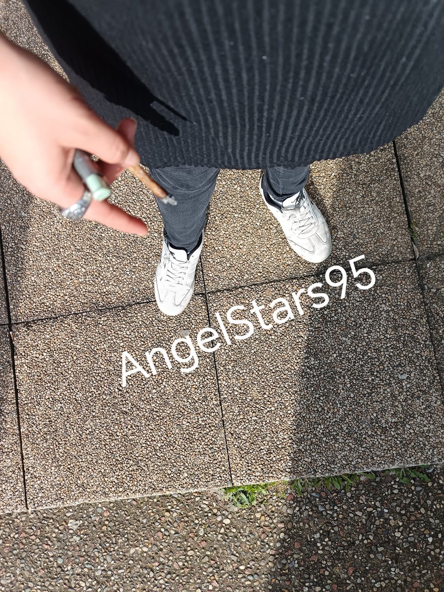 AngelStars95's tweet photo. 50€ paypal maintenant. Je supprime tout ceux qui n'exécute pas mes ordres.
#Soumis #Findom @Brun0Parent @dommes_rt @foot_trample @repostXx_ @Kuborjadore @Soumisdu31 @soumis266 @Soumsoumis23 https://t.co/TS6zUo9qjI