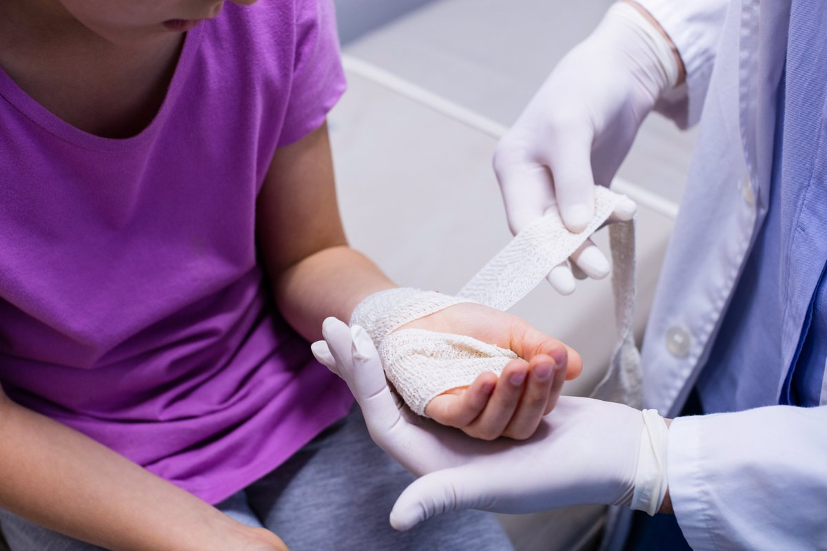 Faculty of Health | University of Sheffield (@shefunihealth) on Twitter photo 📢 Calling all #paediatric healthcare professionals!
We've collaborated with <a href="/SheffChildrens/">Sheffield Children's</a> to create an online Paediatric Wound Care module to meet the needs of the NHS.
Find out how to enhance your skills and clinical decision making👇
sheffield.ac.uk/ahpnm/nursing-… #CPD #HealthCPD 📢 Calling all #paediatric healthcare professionals!
We've collaborated with <a href="/SheffChildrens/">Sheffield Children's</a> to create an online Paediatric Wound Care module to meet the needs of the NHS.
Find out how to enhance your skills and clinical decision making👇
sheffield.ac.uk/ahpnm/nursing-… #CPD #HealthCPD
