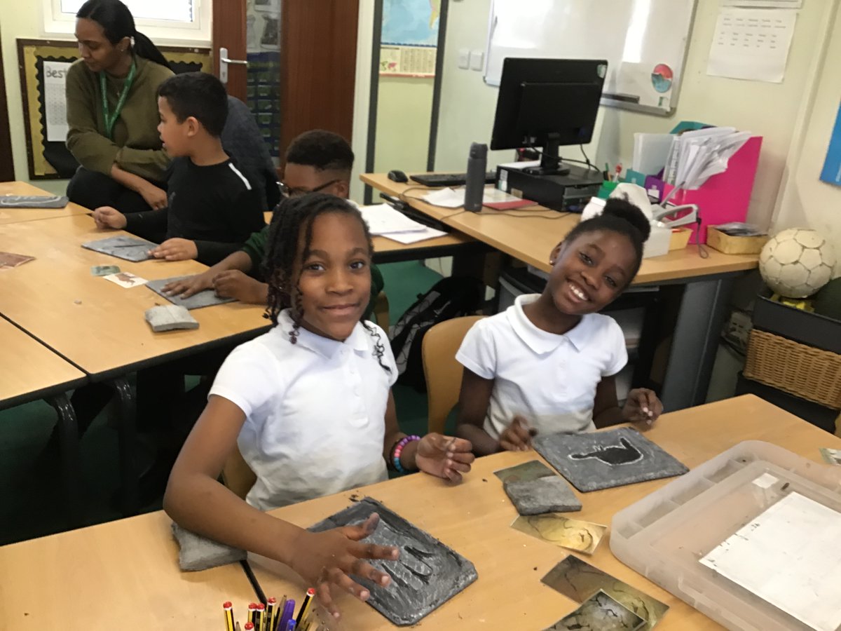 Discovery Primary School Year 3 tweet media