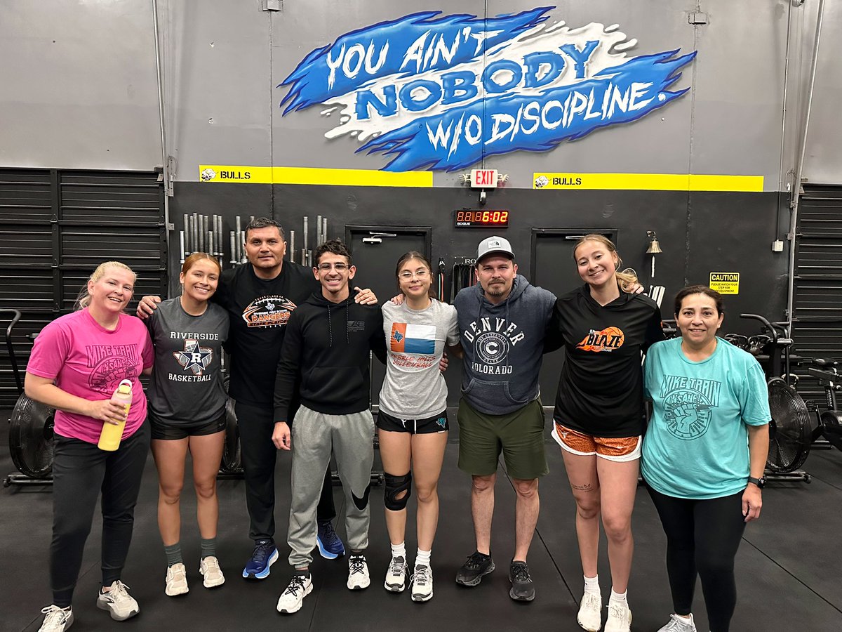 Mike Contreras (@miketraininsane) on Twitter photo 