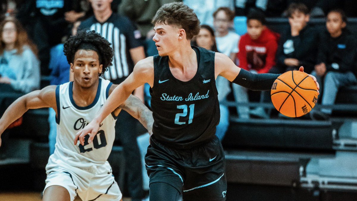 𝐒𝐓𝐔𝐃𝐄𝐍𝐓-𝐀𝐓𝐇𝐋𝐄𝐓𝐄
𝐓𝐀𝐊𝐄𝐎𝐕𝐄𝐑‼️📲

Follow along on our IG story today as <a href="/CSIDolphins/">CSI Dolphins</a> men’s basketball sophomore <a href="/aatagoldstein/">Aaron Goldstein</a> takes you through a day in the life of a Dolphin leading up to CSI’s road game at Molloy tomorrow. 🏀