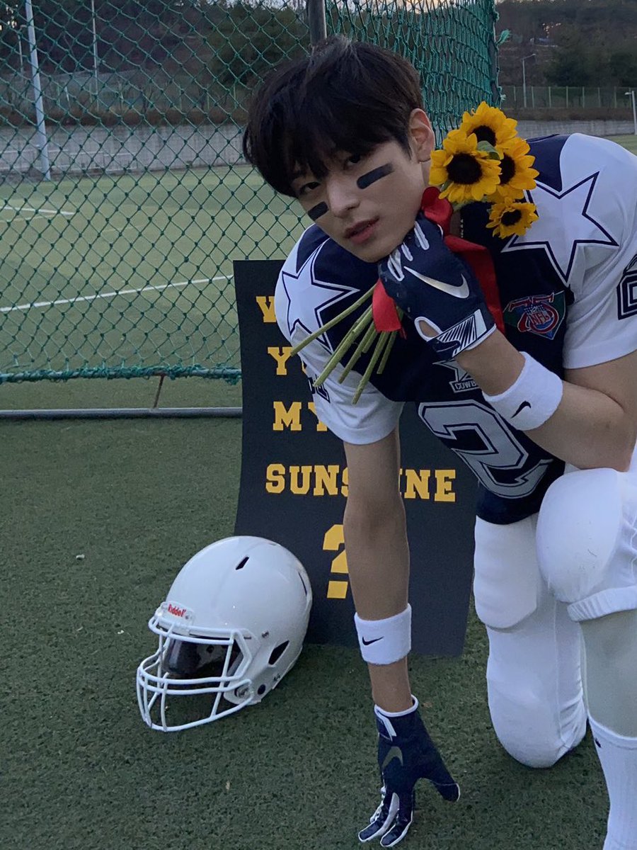 아니 이거 같은 헬멧이잔아… 죽을래 걍