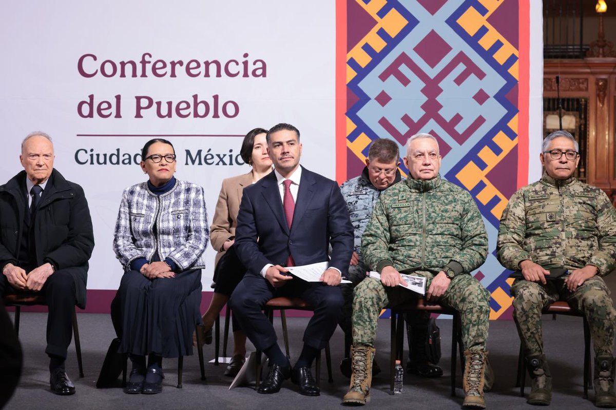 OHarfuch's tweet image. Del 1 de octubre del 2024 al 24 de febrero de 2025 el Gabinete de Seguridad dirigido por la Presidenta @Claudiashein ha detenido 13,139 generadores de violencia, asegurado más de 6 mil 500 armas, 329 laboratorios para elaborar drogas sintéticas han sido destruidos, 112.8…