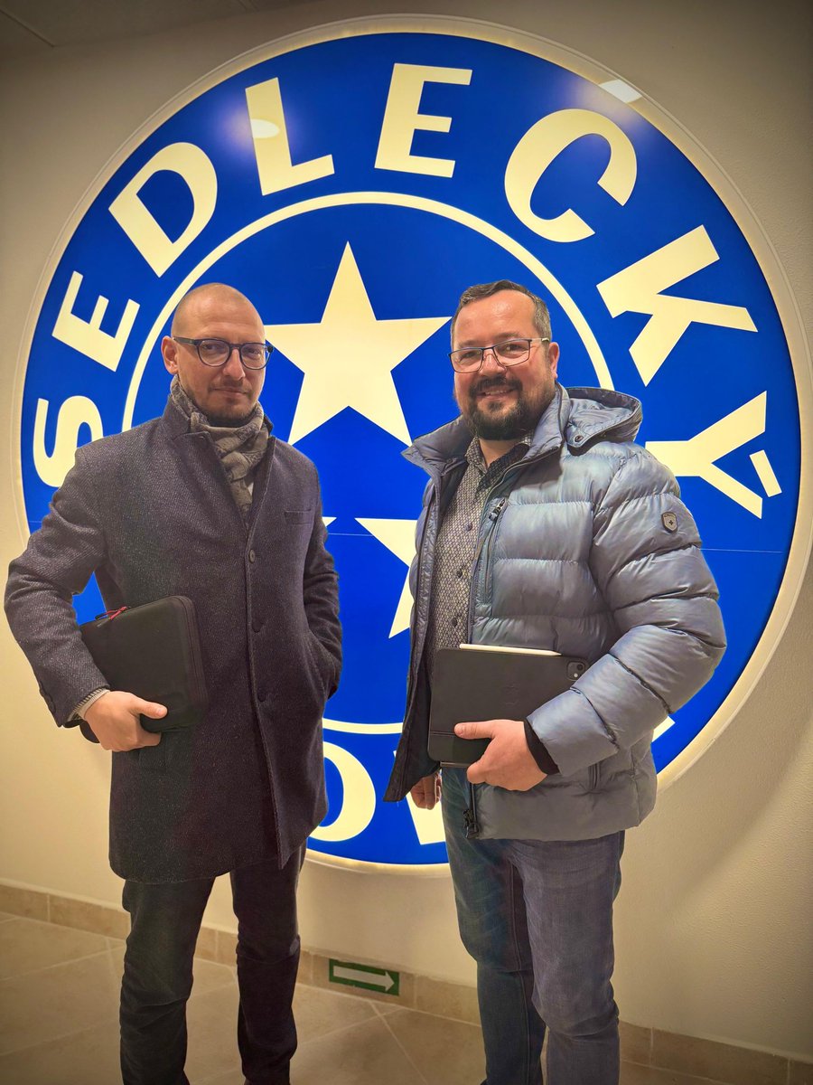 Dnes jsme zavítali do společnosti Sedlecký kaolin, kde jsme představili naše činnosti a hledali nové možnosti spolupráce. 🎯
Velký potenciál pro společné projekty vidíme především v oblasti geotechniky.
Těšíme se, že tohle je jen první krok k dlouhodobé spolupráci! 🤝
#VUHUjsmemy