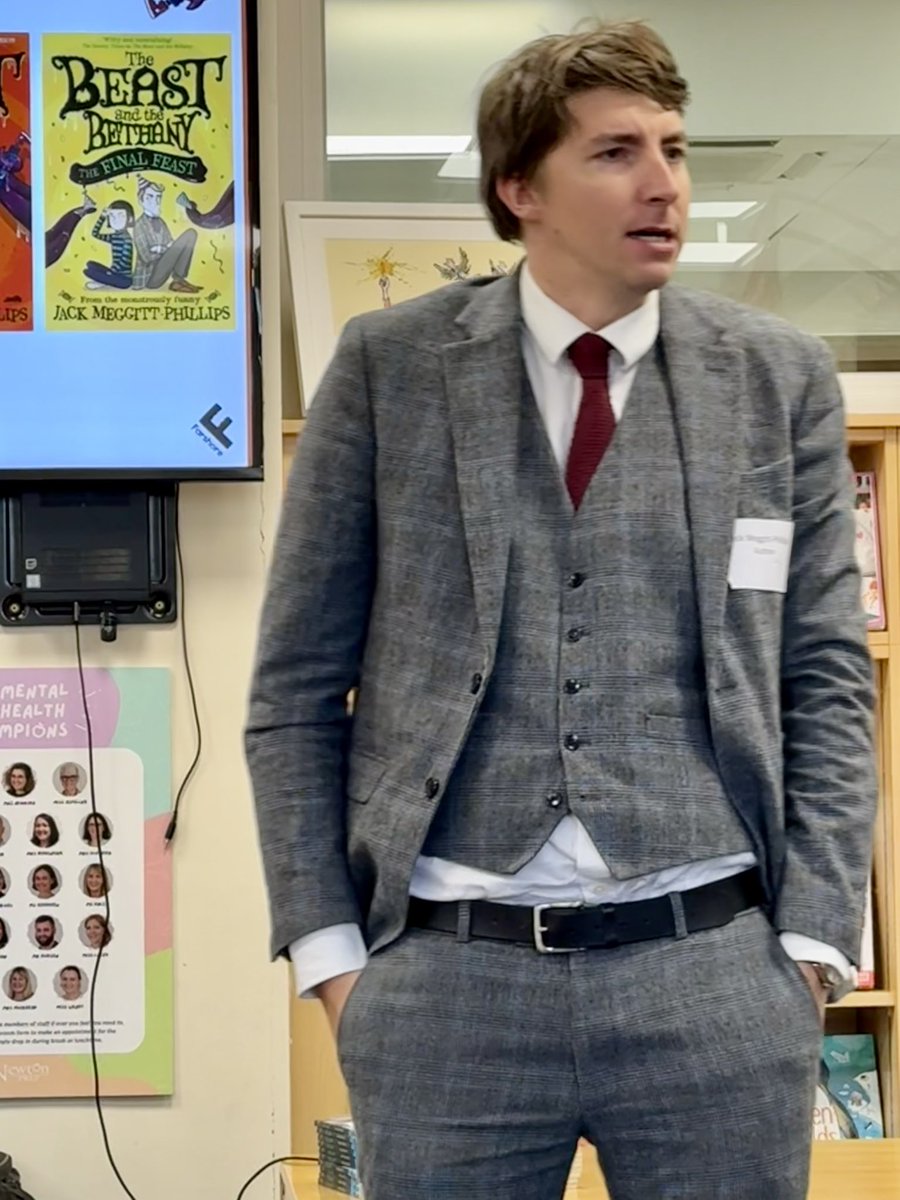 uksla's tweet image. Natty dresser @MeggittPhillips talking about his very funny middle grade series #thebeastandthebethany & his belief that encouraging children to read & write for pleasure is the greatest advantage we can give them #primarylibraries