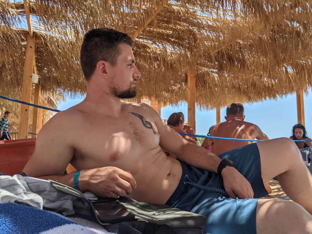 TheRealSleppy's tweet photo. Gonna slowly upload all the pics I think I look good in. Don't worry, there's only like 5 of em total. https://t.co/i81Xw3BFyE