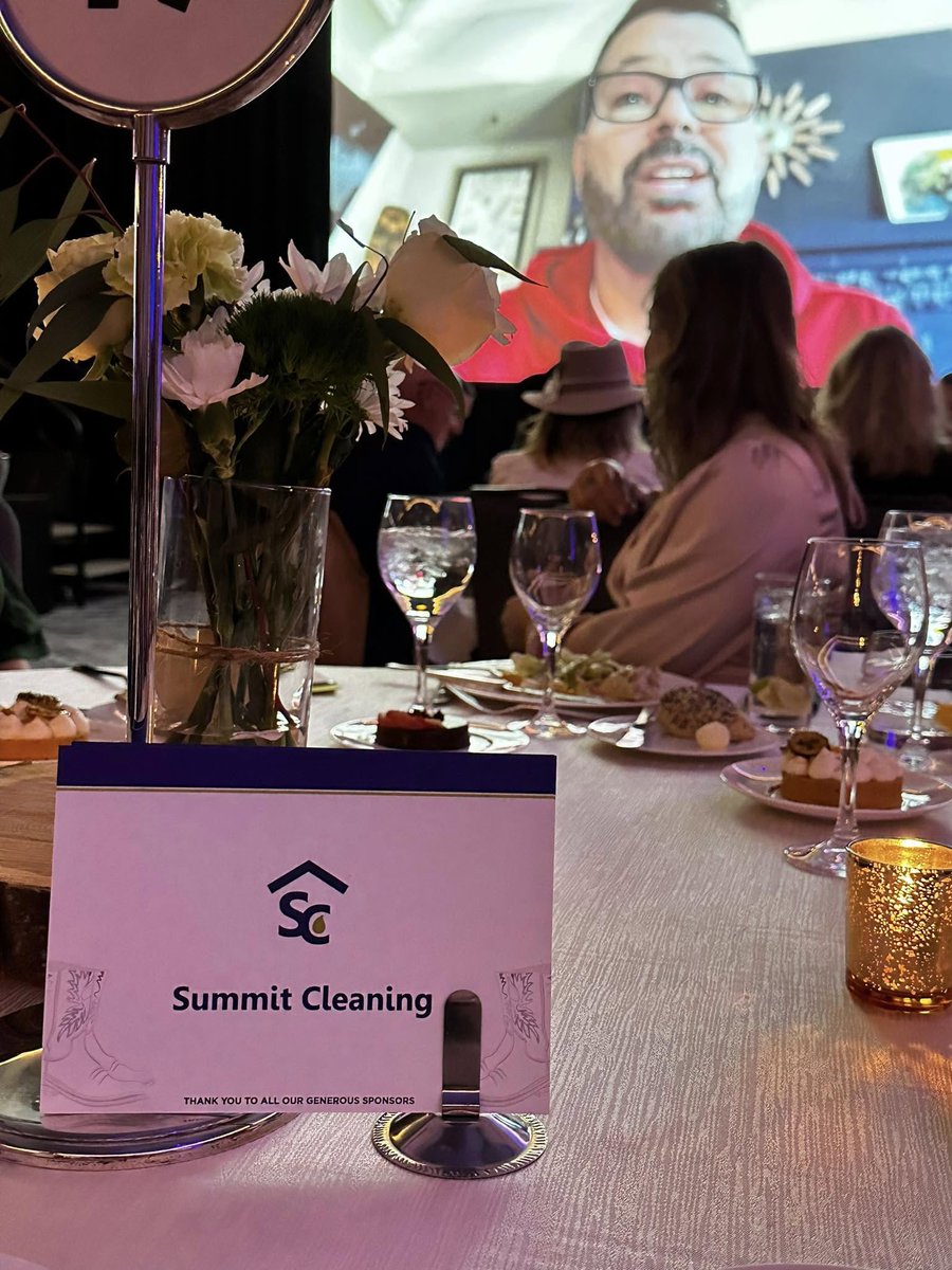 SummitCleanning's tweet image. This past weekend, Tetiana, owner of Summit Cleaning, had an opportunity to attend and support Epic Experience event.This amazing organization empowers adult cancer survivors through adventure camps and support programs.Summit Cleaning is proud to support such a meaningful cause!