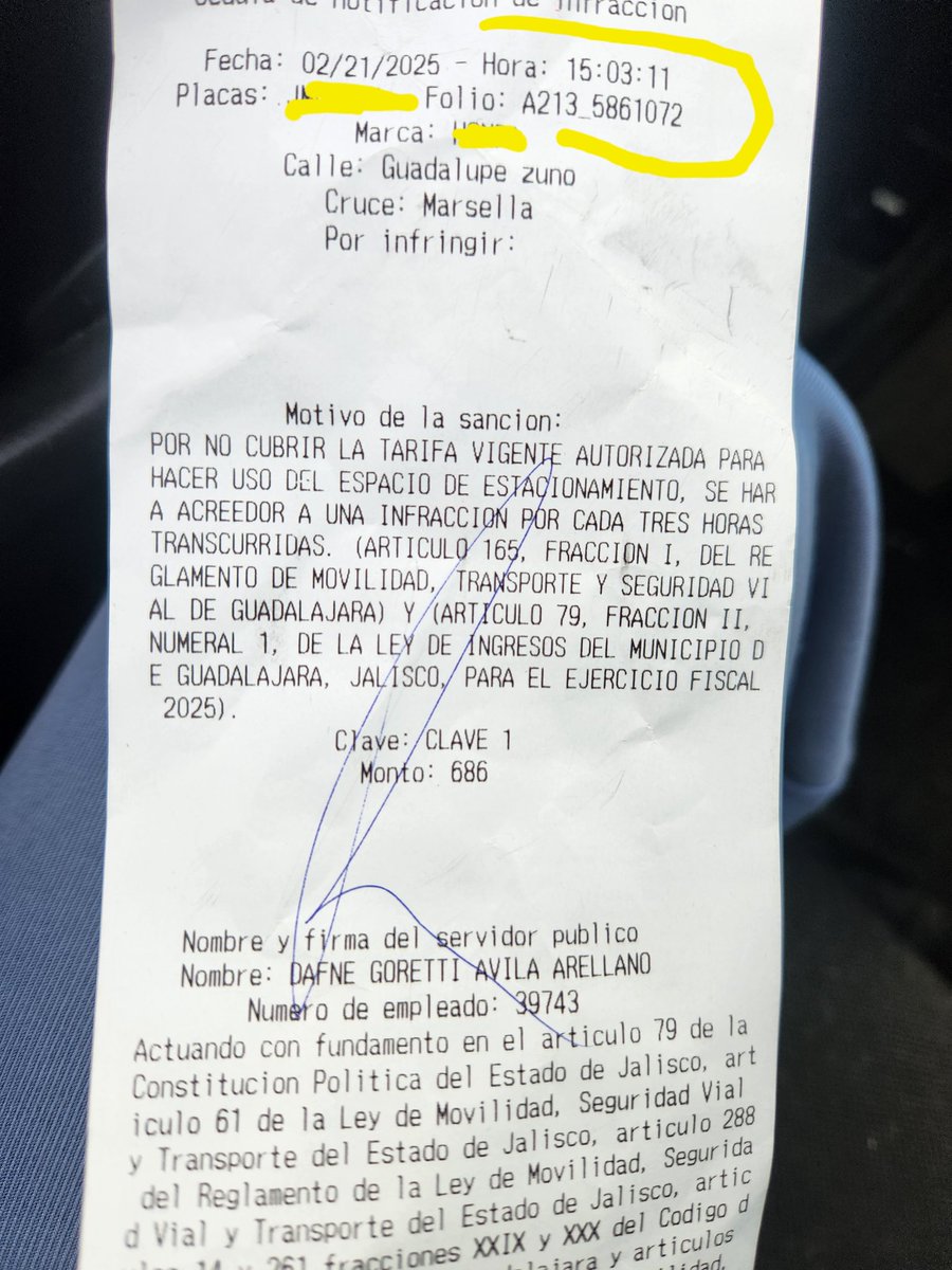 AriiVid's tweet photo. El viernes la app de @kigo_pro me hizo un doble cobro, y pese a que pagué el parquimetro, el @GuadalajaraGob me puso una multa, ¿ahí que aplica?. https://t.co/g9cMM3P3C5