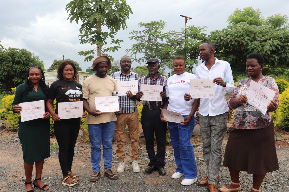 ActionAidZim's tweet image. The celebration ended with a certification ceremony to appreciate the hardworking champions, leaders, drama members &amp;amp; TUSEME mentors. Their dedication will continue to make a difference in ending violence against women and girls. #TORCHESproject #TUSEME #sasatogether