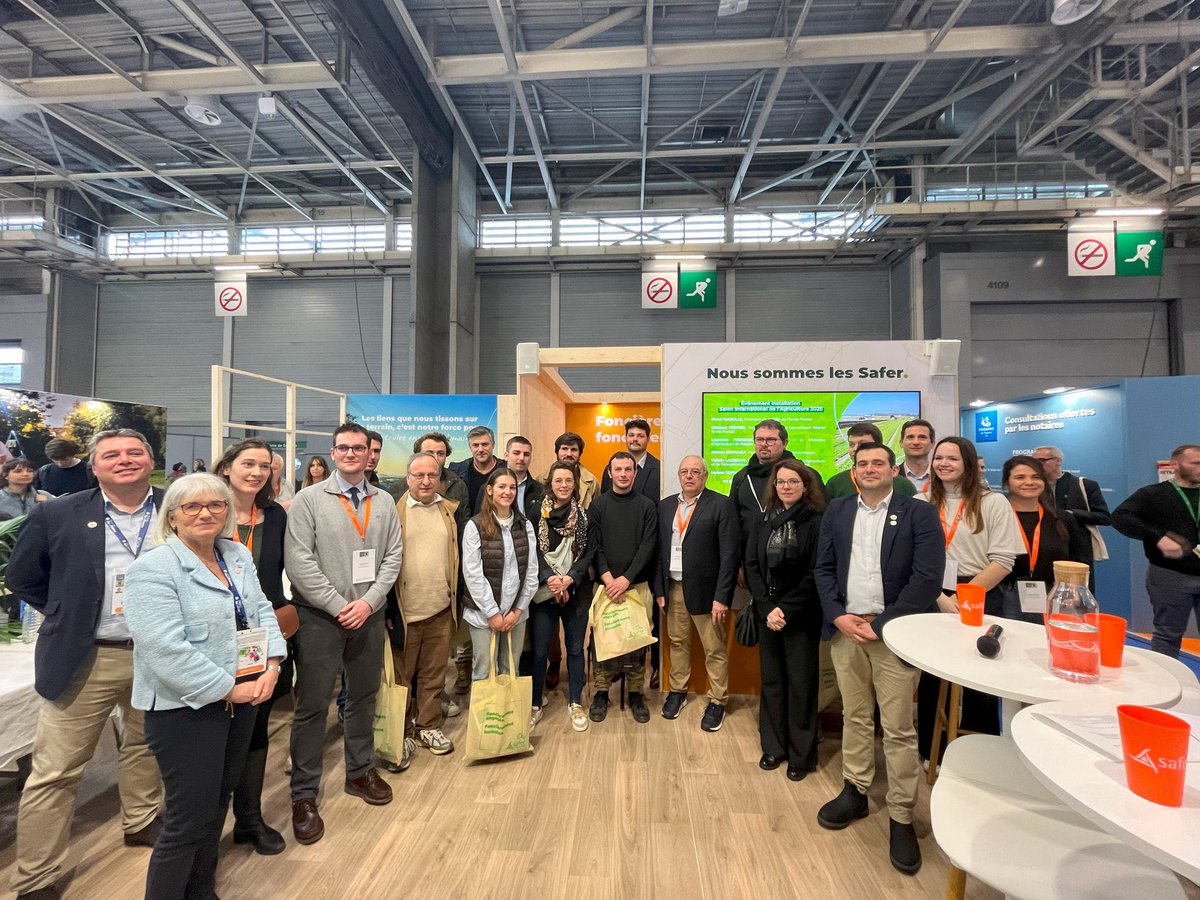 Chrystel Sombret (@chryssombret) on Twitter photo 🥇 Parce que l’accompagnement de nos jeunes agriculteurs est une priorité (la moitié partiront à la retraite d’ici 10 ans), la Région IdF a déployé une aide à l’installation et à la transmission la plus élevée de France.
Cc : <a href="/SAFER_IDF/">Safer de l'Ile-de-France</a> <a href="/idfnature/">Île-de-France Nature</a> <a href="/JAregionIDF/">JA Région IDF</a> <a href="/CAIDF/">Chambre d'agriculture de Région IDF</a> #DRIAAFIDF 🥇 Parce que l’accompagnement de nos jeunes agriculteurs est une priorité (la moitié partiront à la retraite d’ici 10 ans), la Région IdF a déployé une aide à l’installation et à la transmission la plus élevée de France.
Cc : <a href="/SAFER_IDF/">Safer de l'Ile-de-France</a> <a href="/idfnature/">Île-de-France Nature</a> <a href="/JAregionIDF/">JA Région IDF</a> <a href="/CAIDF/">Chambre d'agriculture de Région IDF</a> #DRIAAFIDF