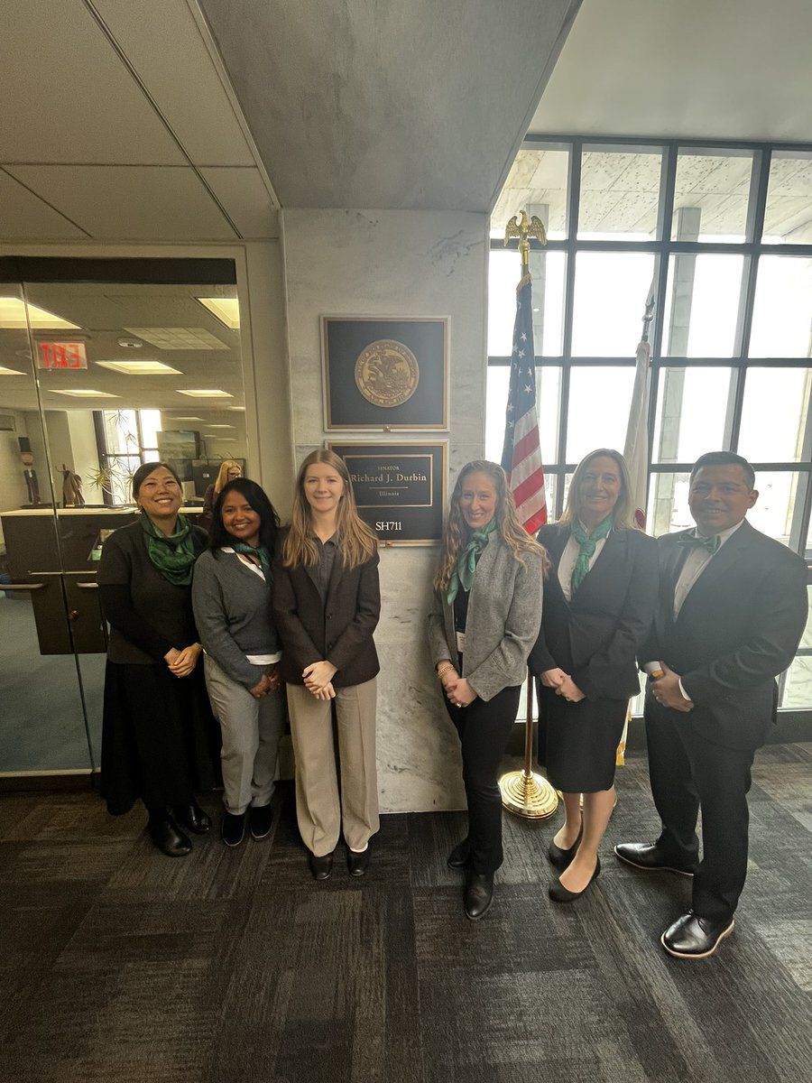 Thank you <a href="/SenatorDurbin/">Senator Dick Durbin</a> and colleagues for taking time to meet with <a href="/AANmember/">American Academy of Neurology</a> today for #NOH25 to support extending #telehealth coverage, ensuring #accesstocare for seniors by fixing Medicare cuts, and fully funding <a href="/NIH_NINDS/">NINDS</a>! Fantastic discussion and support 💚