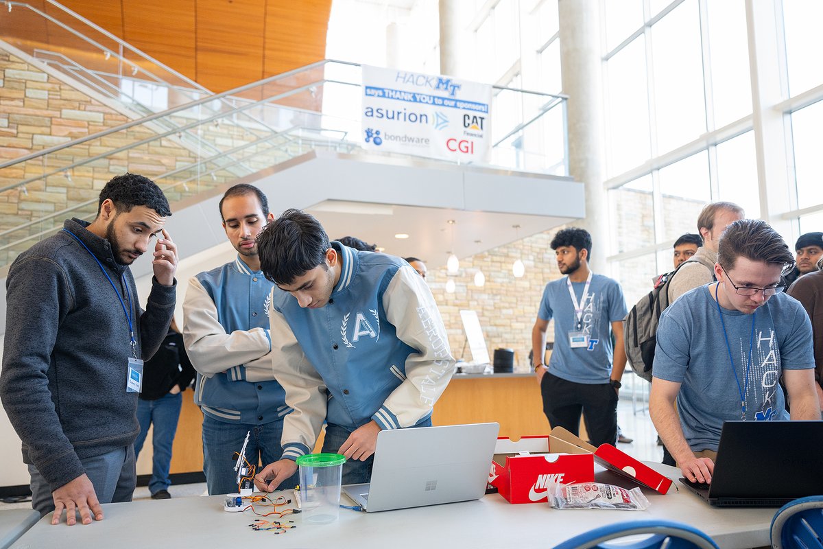MTSUNews's tweet photo. 15 teams and 130 students competed in MTSU's recent 10th annual Computer Science HackMT. #mtsu #trueBLUE #findYOURblue #hackmt https://t.co/0WkT278oCi