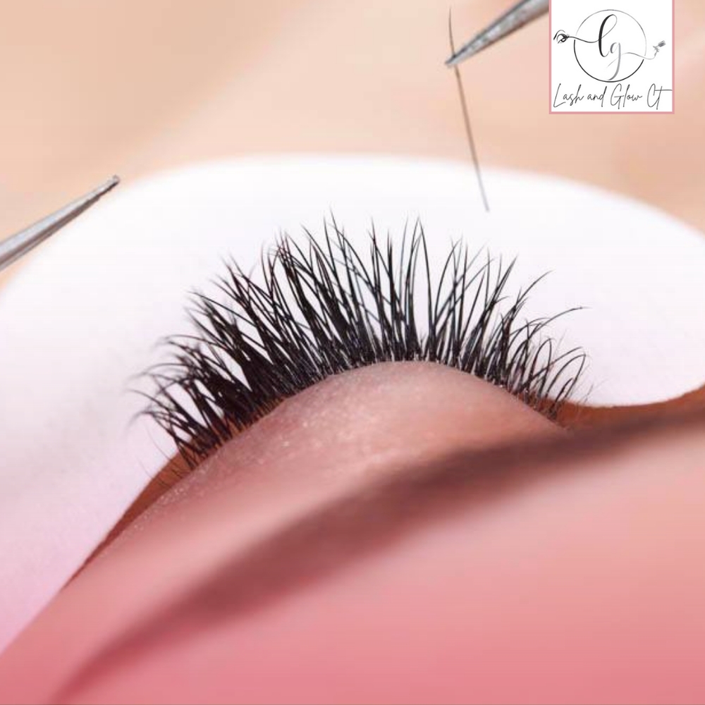 LashCt's tweet photo. Embrace the allure of our #LashExtensions, tailored to your unique style. Our extensive selection ensures there's a perfect match for you. Lash on and glam on with Lash and Glow CT! 

#LashExtensions  
https://t.co/2U4feQ14tv https://t.co/qink3h60As
