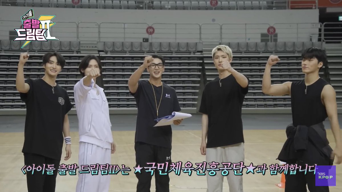 hwangbaragie's tweet photo. need more nuest ateez moments.. https://t.co/5SEETHcXR8