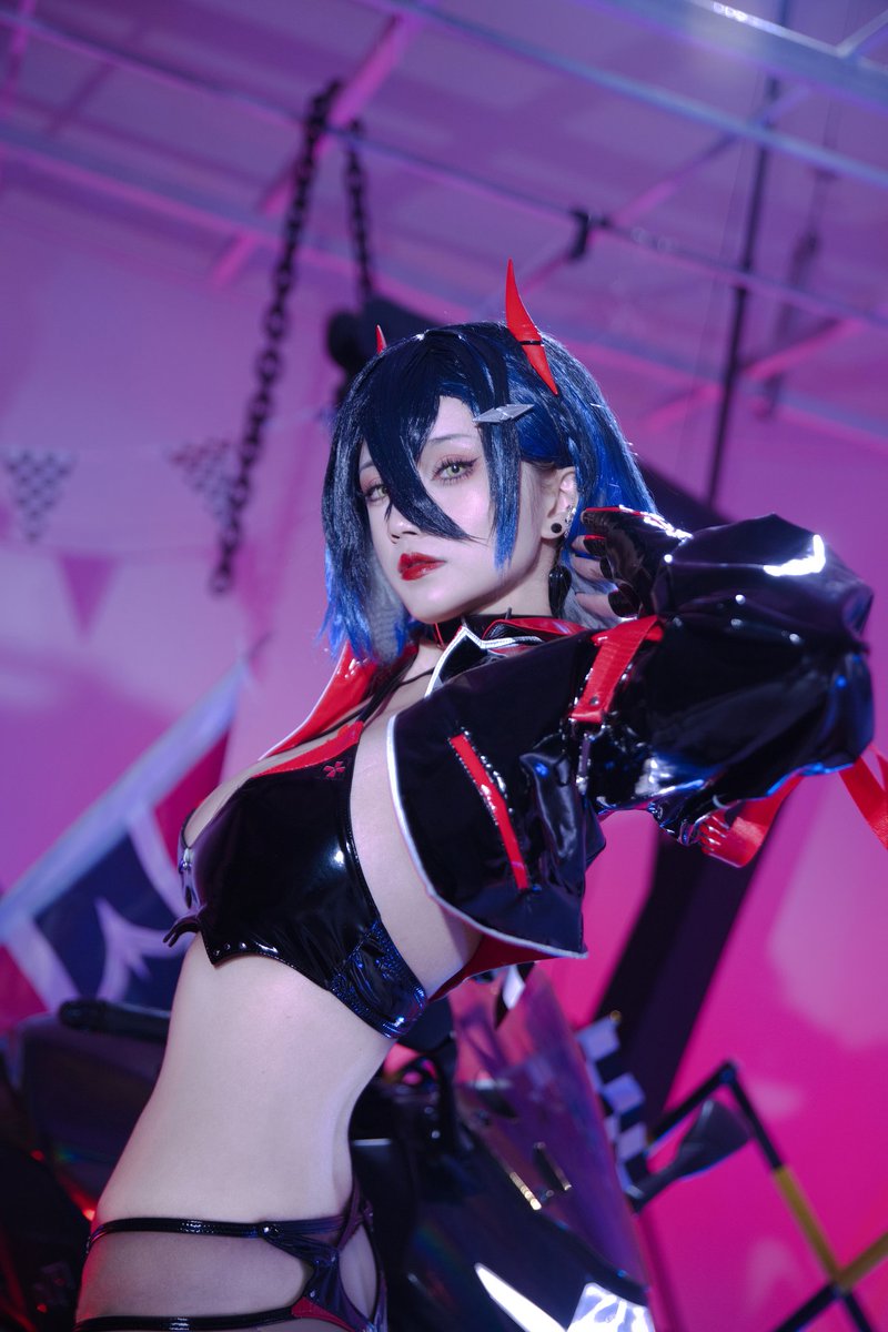 乌尔里希·冯·胡滕 KMS Ulrich von Hutten ウルリッヒ・フォン・フッテン  #AzurLane  #碧蓝航线 #アズールレーン  #벽람항로   #碧藍航線 #cosplay