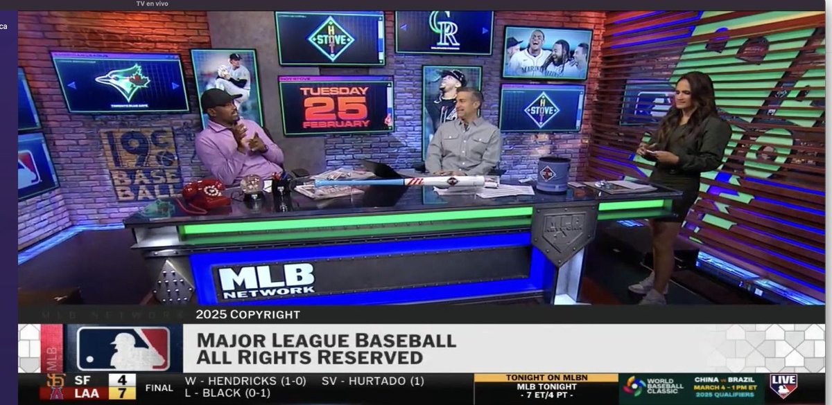 It’s my birthday <a href="/LaurenShehadi/">Lauren Shehadi</a> #MLBNHotStove 🥳⚾️