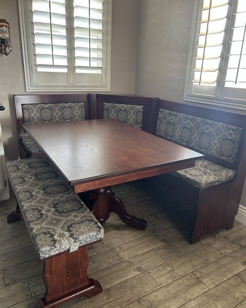 Amish Furniture tweet media