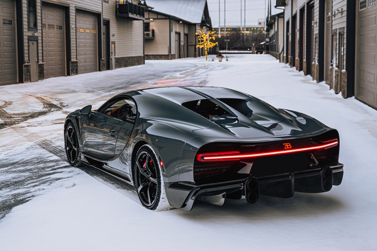 Bugatti tweet media