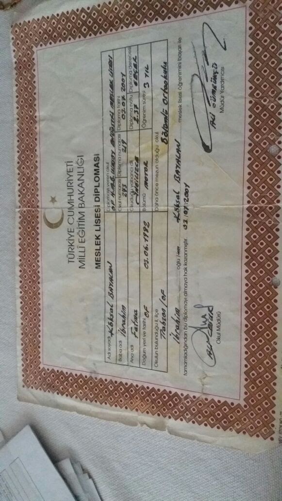 Horoz1982's tweet photo. #duyumumagöre TRABZON OF DAN SELAMLAR 90 YAŞINDA ANNEMİNDE VAR AMA BULAMADIM https://t.co/e5kZk18stf