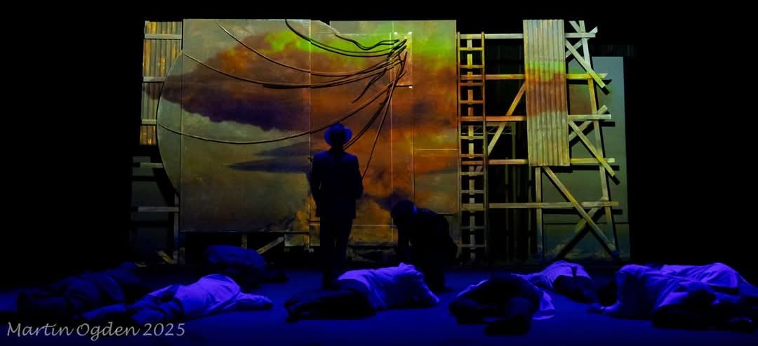 #REVIEW - Oppenheimer at <a href="/AltrinchamG/">Altrincham Garrick Playhouse</a> "leaves the audience considering the cost of the advancement of science and what the consequences of this truly are" northwestend.com/oppenheimer-al…